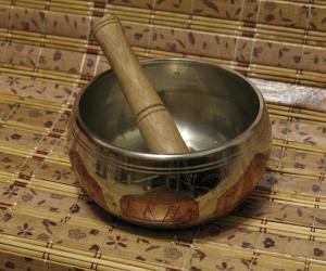 Тибетская поющая чаша Тибетская поющая чаша